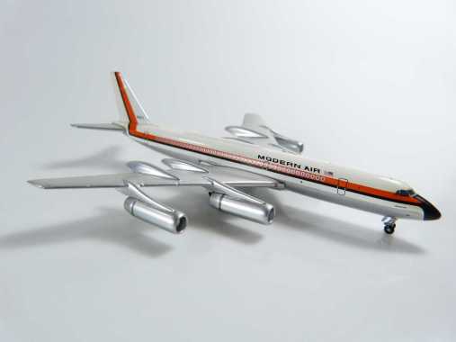 Gemini Jets Modern Air Convair 990 1/400 Scale