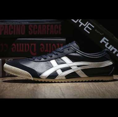 Daftar Harga Sepatu Laki Original Onitsuka Tiger Terbaru Juli 2020 Terupdate Blibli Com