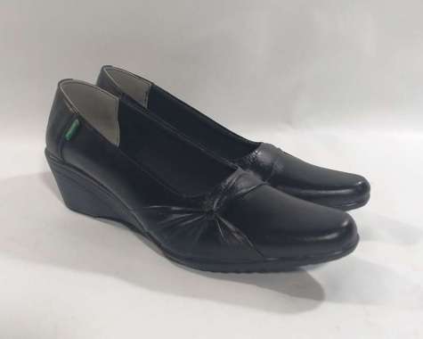 Sepatu Karet Wanita Harga Terbaru Juli 2020 Blibli Com