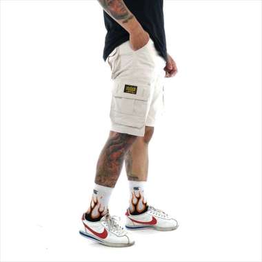 ZWECKOUT LABEL - Celana Pendek Cargo Pria - Celana Cargo Pendek Pria Black 34 CREAM