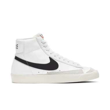 SEPATU NIKE BLAZER MID 77 VNTG BQ6806100