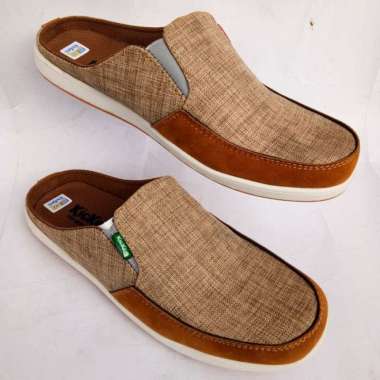 Daftar Harga Sepatu Pria Dewasa Kickers Terbaru Oktober 2020 Terupdate Blibli Com