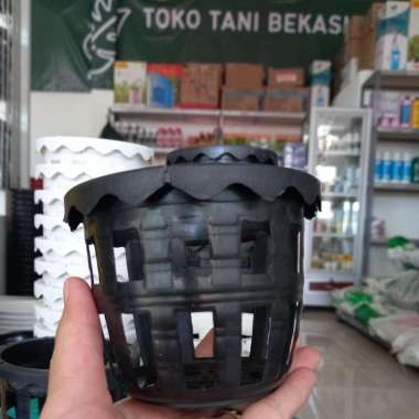 Pot plastik anggrek orcid uk 10 Hitam