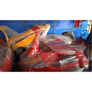 perahu sampan perahu fiber,sepeda air itik mini,perahu air pelikan mini siap kirim