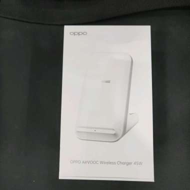 OPPO airVOOC wireless charger 45w white