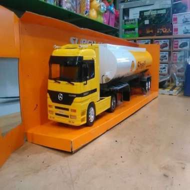 Diecast Truck Tanki Mercedes Benz Actros - Miniatur Truk Tangki Shell