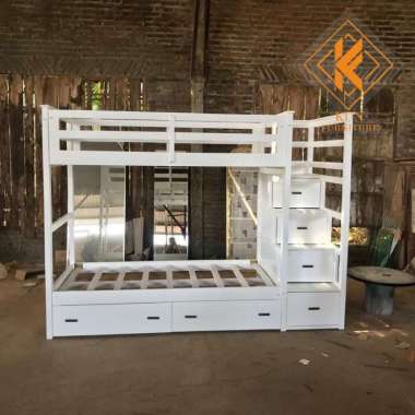 tempat tidur tingkat dewasa