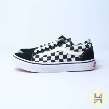 vans checkered old skool