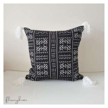 Flowery Home Motif Mudcloth Dark Sarung Bantal Kursi Sofa - Rustic 60x60 cm