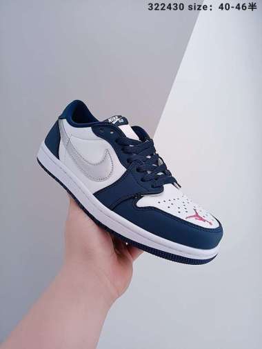 Jual Nike Jordan Low Terbaik Mei 2022 - Harga Murah \u0026 Gratis Ongkir - Blibli