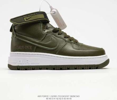 nike boot tennis shoes