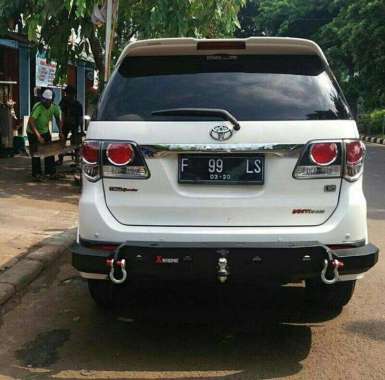 Bumper Belakang Fortuner + Towing Black