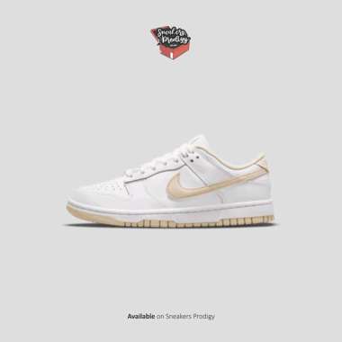 Nike White Original Terbaik Mei 2022 