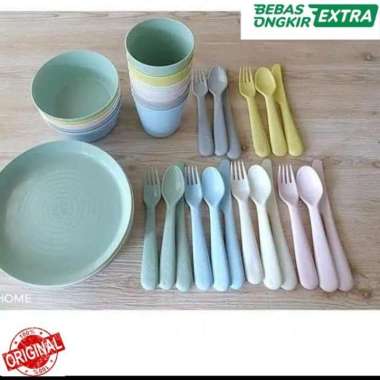1 Set Alat Makan Plastik Lengkap (Mangkuk,Piring,Gelas,Garpu,Sendok)