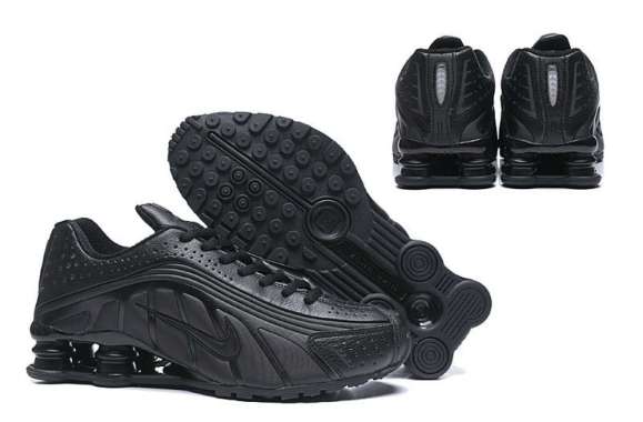 Harga Nike Shox R4 Original Terbaru Mei 2022 | BigGo Indonesia