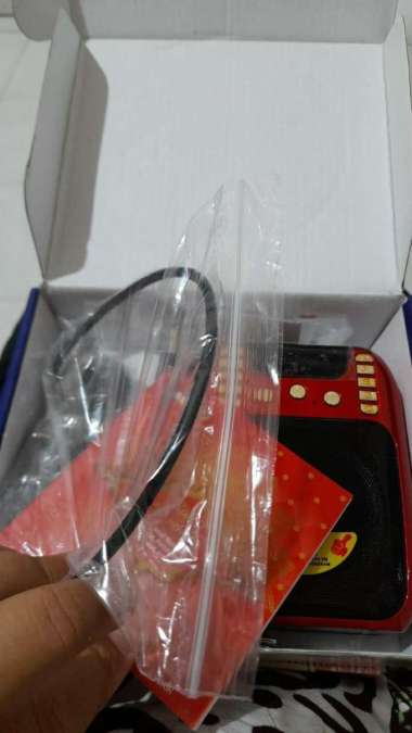 SPEAKER AL QURAN RL4049 / SERI RL 4012BT (BLUETOOTH) / CHIP 16 GB FULL Merah