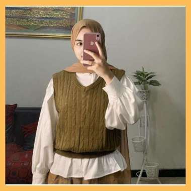 Rompi Cable Knit / Rompi Rajut Kepang / Rompi Rajut Wanita / Rajut V -Neck / Vest Knit Bronze