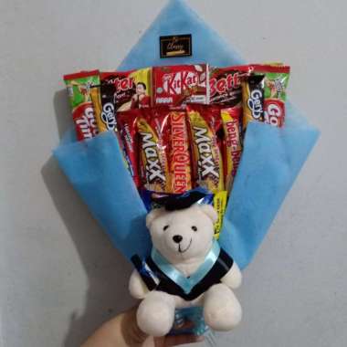 Snack Bouquet dengan Boneka Wisuda / Hadiah Graduation / Buket Ja