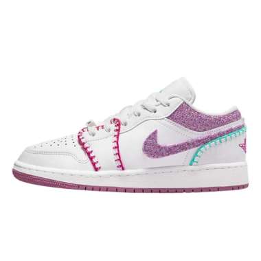 Jual Nike Air Jordan 1 Low Se Terbaru 