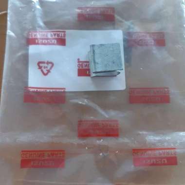 Klip Penyangga Penjepit Pelipit Kaca Door Trim Isuzu Panther