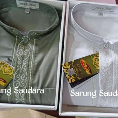 Baju Koko Atlas Khusus Putih Lengan Panjang