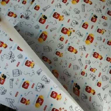 Kertas kado custom