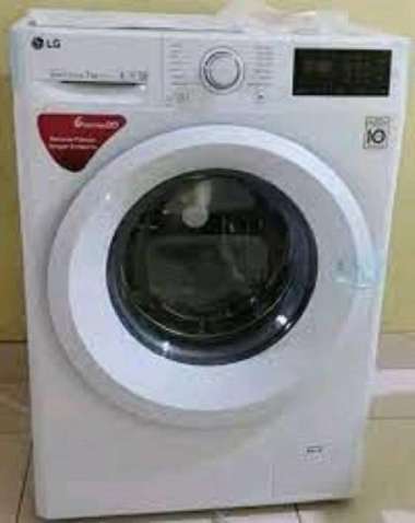 MESIN CUCI FRONT LOADING LG 8KG - FM1208N3W
