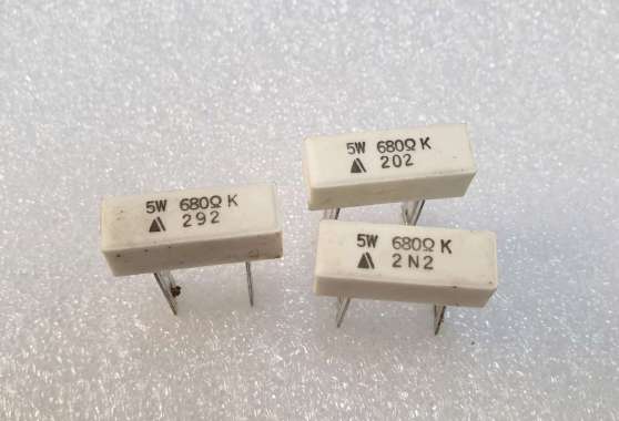 Resistor Keramik 5w 680ohm