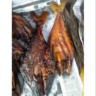 500 gr Ikan asap PATIN / ikan salai (sale)