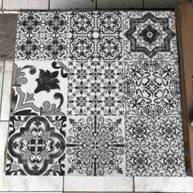 Keramik 60x60 motif batik tegel/ keramik lantai batik vintage/ tegel