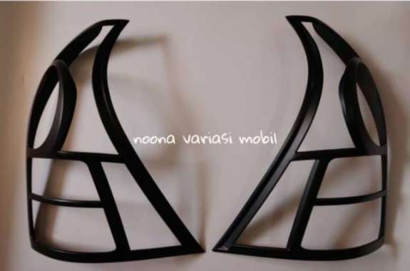 noona variasi mobil Garnish Lampu Belakang Lampu Rem Mobil for All New Avanza - Xenia  [Khusus Gojek