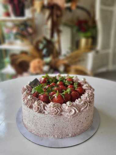 Redvelvet Strawberry Cheese Cake