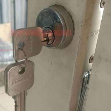 Kunci Pintu Swing Aluminium Dekson 8128 S Panjang