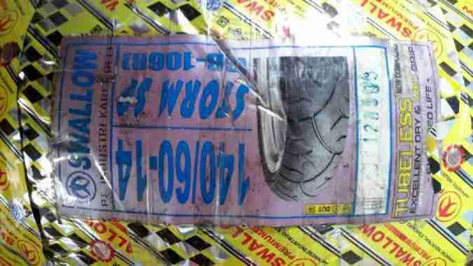 BAN R14 RING 14 UKURAN 140/60-14 TAPAK SB-106R TUBLESS DELI TIRE