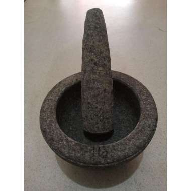 Lumpang Batu Asli 16cm & Alu / Anak Tumbukan