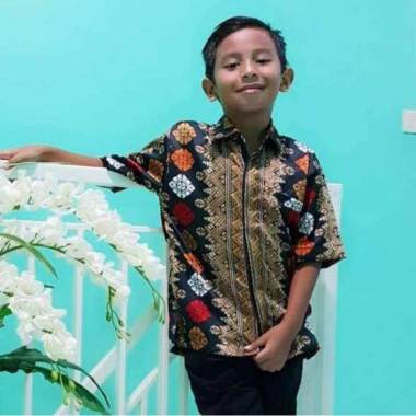 Dimitri Collection - Kemeja Batik Anak Lengan Pendek - Motif Toraja coklat XL