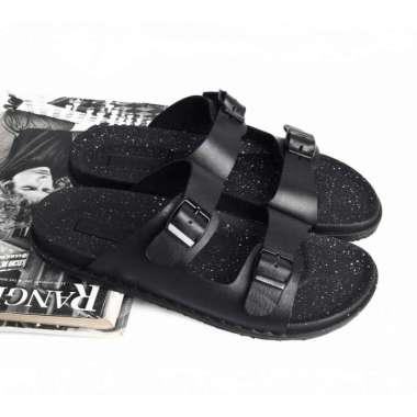 YUNO OREO BLACK |ManNeedMe x Monday| Sandal Casual Pria KULIT ASLI 39