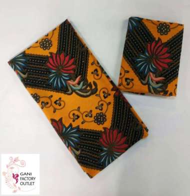 Kain Batik Surya Kencana L : 110 cm P : 200 cm Kode 629 Kuning