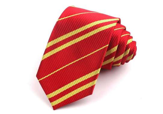 Dasi panjang motif salur merah