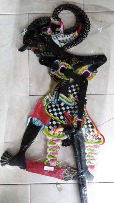 wayang kulit bima hitam (77 cm)