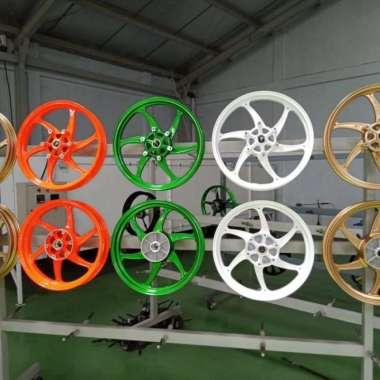 Pelek Recing Merek Vnd Coming Soon Ninja Rr Uk 215/300 Ring 17 Multicolor