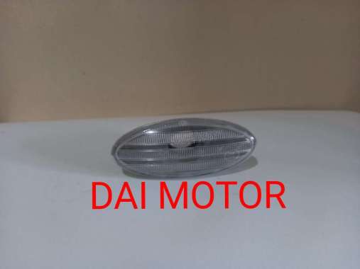 Lampu sein fender sein samping nissan juke