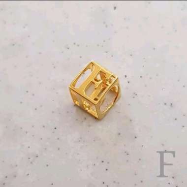 Liontin Cube F Huruf F Kadar 875 20K Mata Kalung Mata Gelang Bandul