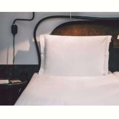 Sarung Bantal Hotel TC 400 – Pillow Case Putih Polos 100% Cotton 60x90 Frame