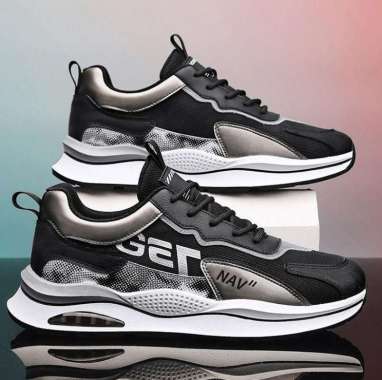 Sepatu pria Sneakers New Model Gaya Terbaru Kasual Olahraga All-Match Low-Top Sol Tebal Musim Panas