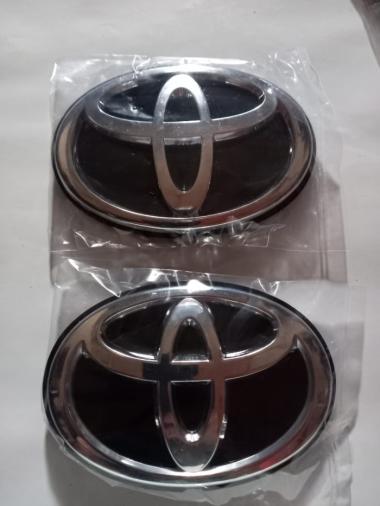 Emblem Logo Cover Ban Serep Toyota Belakang Mobil Rush Multicolor