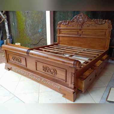 Dipan Peluru Laci Kayu Jati Divan Ranjang Tempat Tidur Ukir Jepara