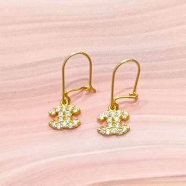 anting wanita model brand markis stylish dan elegan emas asli