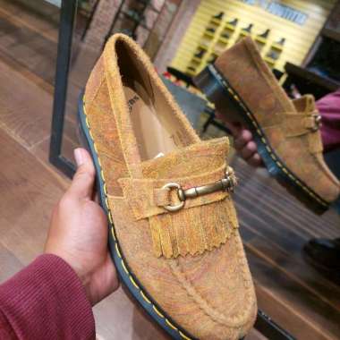 DOCMART DR MARTENS ADRIAN SNAFFLE SUEADE TAN SIZE 36 - 43 NEW ORIGINAL
