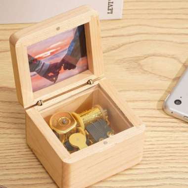 Kadomanis Maplewood Kotak Musik Foto Kado Ulang Tahun Music Box Birthday Gift Memory